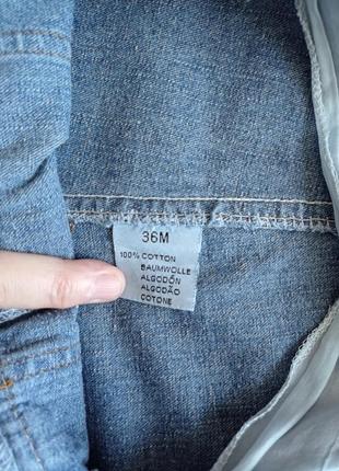 Комбинезон джинсовый фирменный на 2-3 года.3 фото