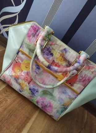 Брендова сумка річна ted baker біла