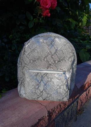 Рюкзак кожаный женский серебро рептилия2 фото