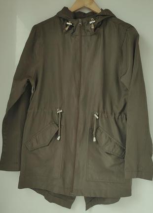Вітровка жіноча, легка курточка з капюшоном1 фото