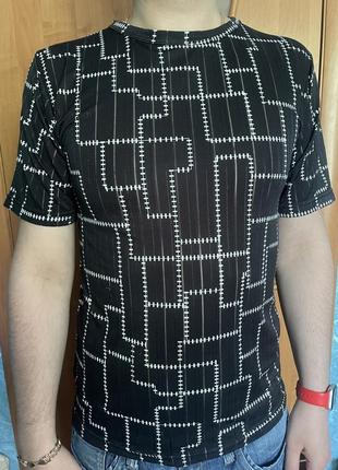 Футболка чоловіча