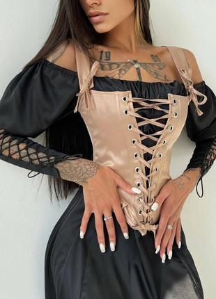 Шелковое платье + атласный корсет на шнуровке