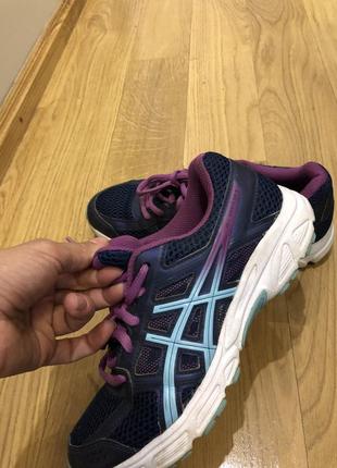 Дитячі кросівки asics