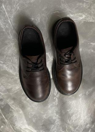Очень крутые туфли dr. martens 2