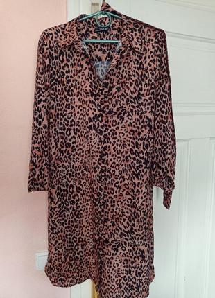Стильное платье рубашка леопардов принт