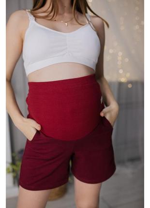 Комплект для вагітних червоні велосипедки в рубчик, шорти і чорна футболка оверсайз2 фото