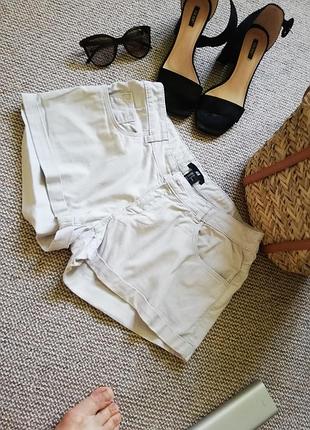 Короткі шорти від h&m