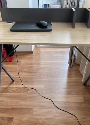 Робочий стіл / робочий стіл 3