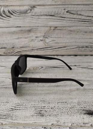 Солнцезащитные очки чёрные матовые5 фото