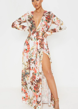 Сукня максі з глибоким рукавом із квітковим принтом prettylittlething