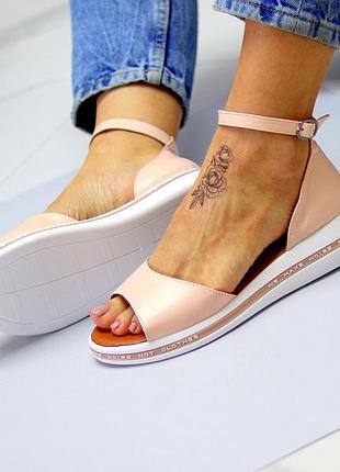 Босоніжки босоніжки, сандалі5 фото