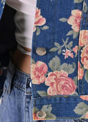 Стильный женский джинсовый пиджак в цветочный принт,джинсовка one size(44/48р.р.),см.замеры6 фото