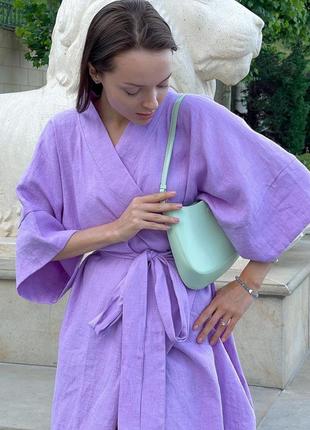 Сиреневое платье миди на запах с поясом в стиле кимоно из натурального льна4 фото