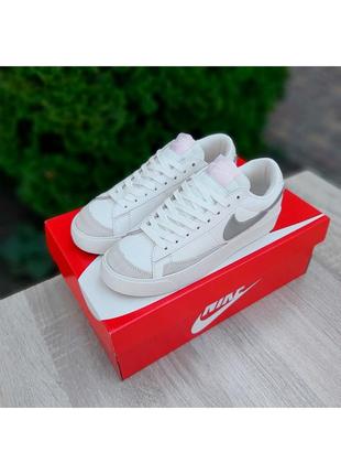 Кросівки жіночі nike blazer білі / кросівки жіночі найк блейзер низькі білі кроси