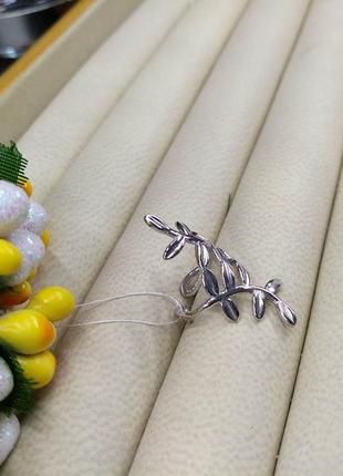 Срібна стильна модна тренд кліпса каффа листочки плетіння на вухо хрящ без проколу 9252 фото
