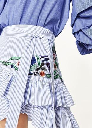 Очень крутая трендовая юбка с вышивкой вышиванка в идеальном состоянии🖤zara🖤5 фото