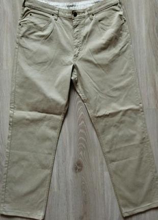 Летние джинсы lee brooklyn stretch размер w36 l34, состояние идеально.