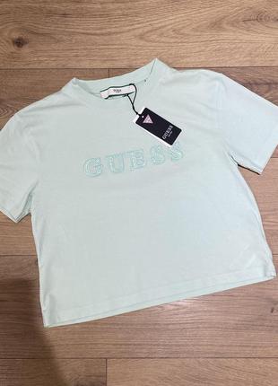 Женская футболка guess1 фото