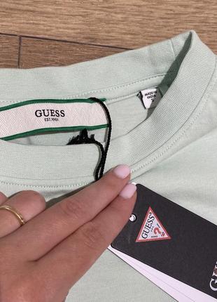 Женская футболка guess3 фото