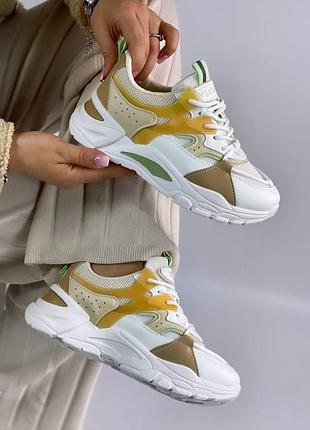 Кросівки  жіночі текстиль