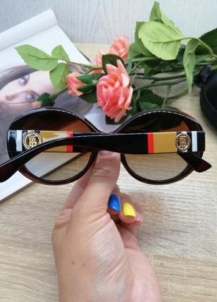Солнцезащитные очки круглые - коричневые2 фото