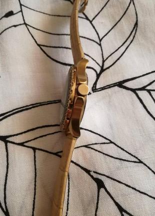 Брендовий годинник зі змінними ремінцями aviator f-series