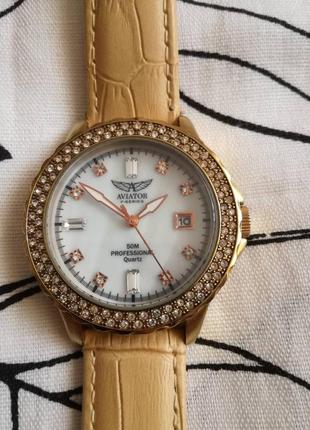 Брендовий годинник зі змінними ремінцями aviator f-series