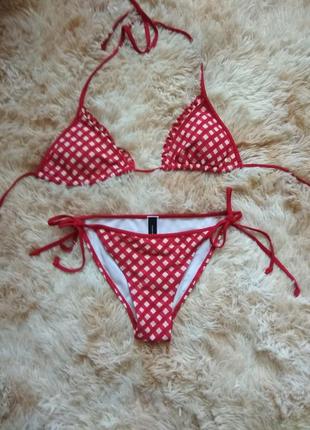 Літній розпродаж .купальник