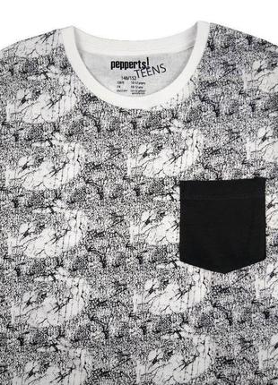 Стильная бело-черная футболка для мальчика 146 - 152 р., pepperts2 фото