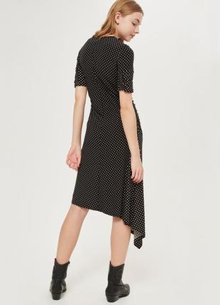 Платье миди в горошек topshop ассиметричное черное платье3 фото