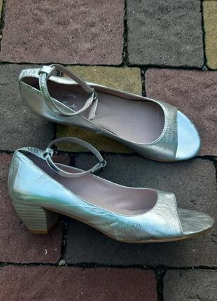 Серебристые туфли босоножки италия кожа3 фото