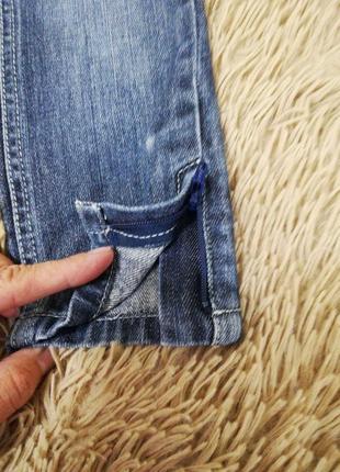 Яскраві джинси на 5-6 років4 фото