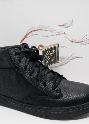 Clarks rampart store mid gtx
