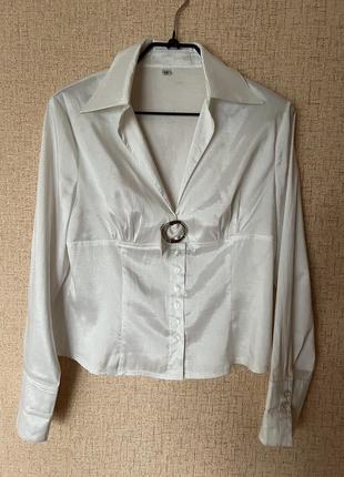 Блуза белая