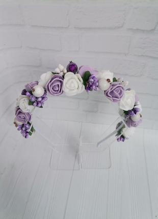 Ободок з фіолетовими та білими квітами2 фото