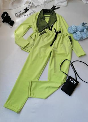 Цікаві оригінальні спортивно-прогулянковий костюм у яскравому лимонному кольорі зі ставками з сітки2 фото
