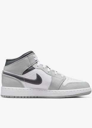 Кроссовки муж. nike air jordan 1 mid (gs) (арт. 554725-078)7 фото