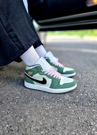 Кросівки жіночі найк джордан зелені, nike air jordan 1 green, женские высокие кроссовки найк джордан