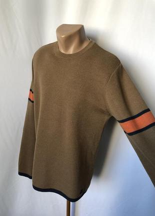 Коричневий светр спортивний дизайн 00е