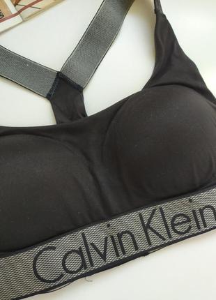 Красивий топ calvin klein оригінал, розмір s, eur 70b2 фото