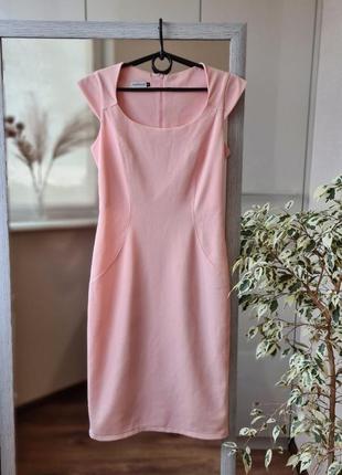 Нежно розовое нарядное платье миди 🌺