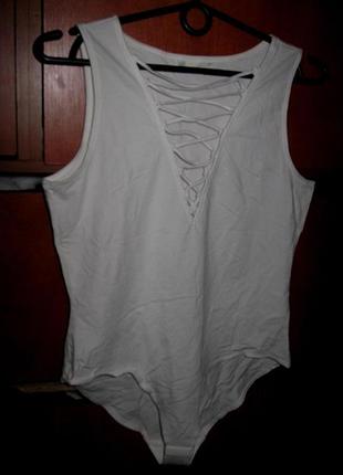 Боди со шнуровкой белое
