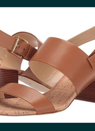 Кожаные брендовые босоножки