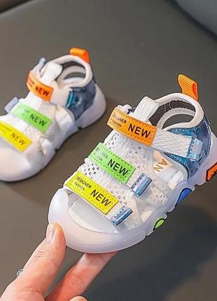 Спортивні босоніжки унісекс