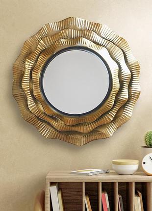 Настенное зеркало с широкой рамой из металла d60 см