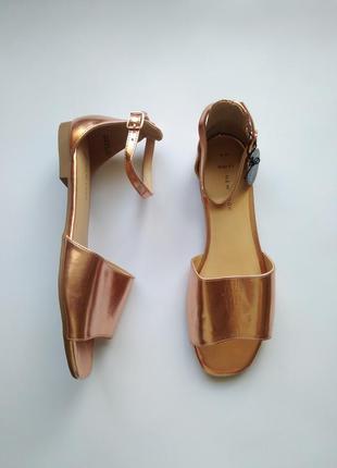 Босоніжки new look еко шкіра 41р.