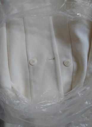 Белое пальто кира пластинина3 фото