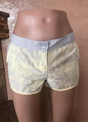 Шорти