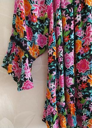 Стильная натуральная красивая блуза трапеция батал в цветочный принт3 фото