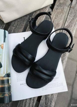 Босоножки сандали натуральная кожа дутые черные низкий ход